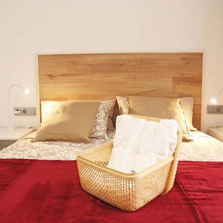 Hostal Gracia Barcelona Luaran gambar